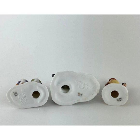 Christmas - DEPT. 56 - VIOLET VENDOR/CAROLERS/CHESTNUT VENDOR - Original Box - Picture 3 of 6